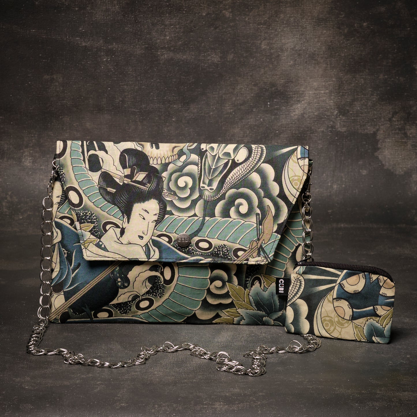 Bolso con Cadena Geisha Blue