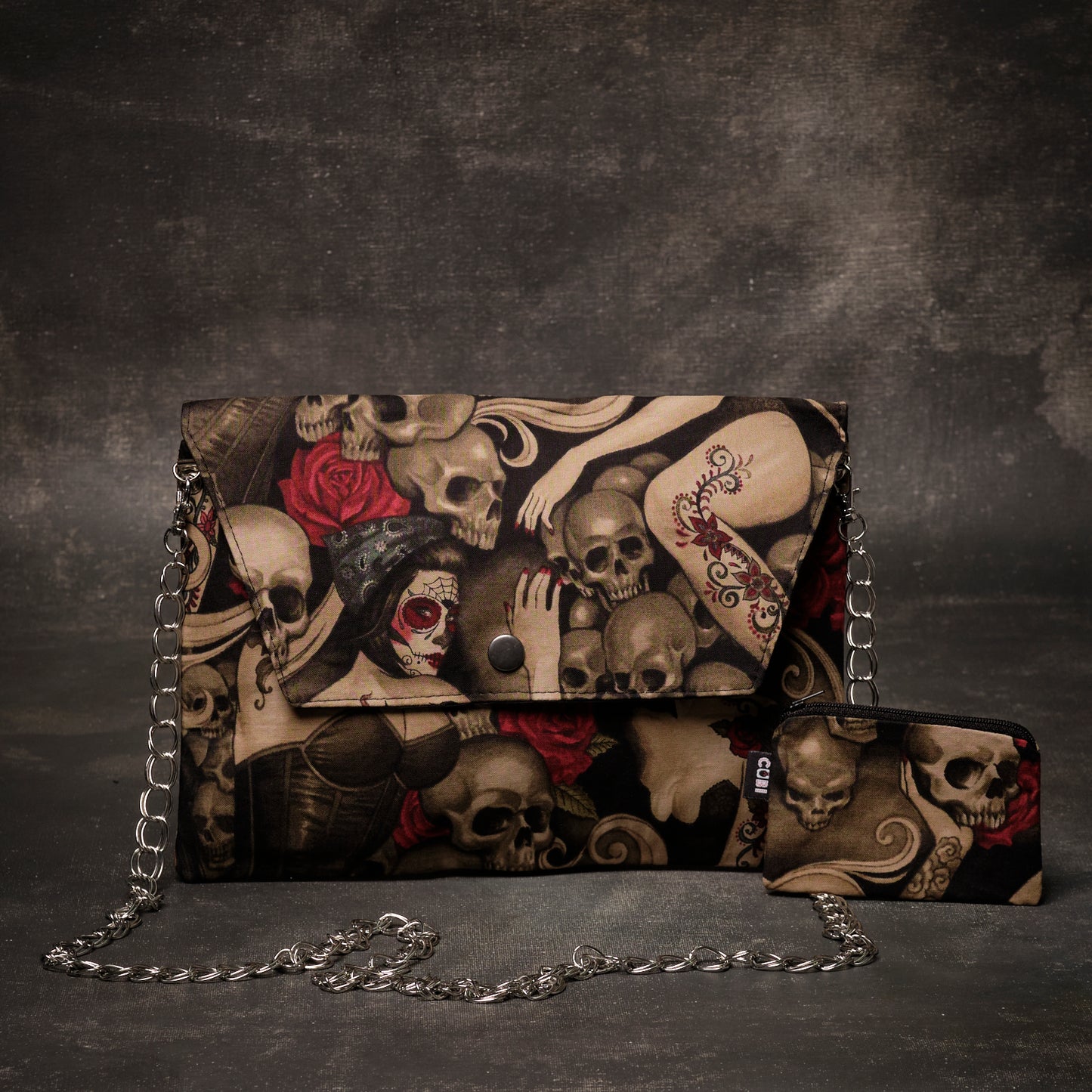 Bolso con Cadena Elegants Skulls