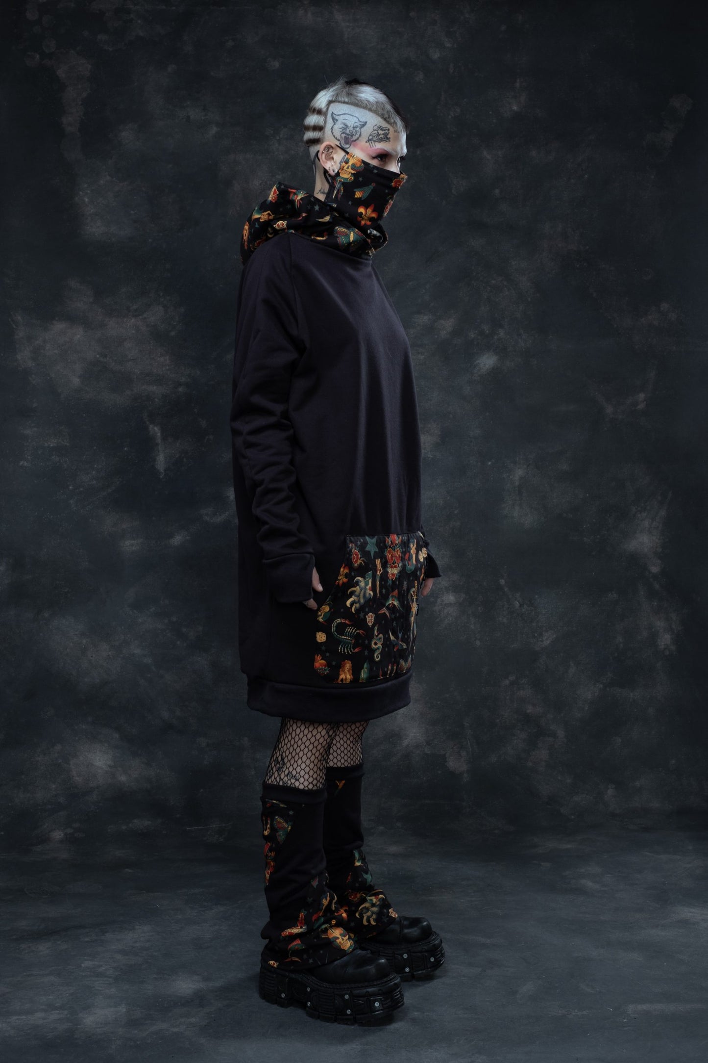 Sudadera Larga Old School Black