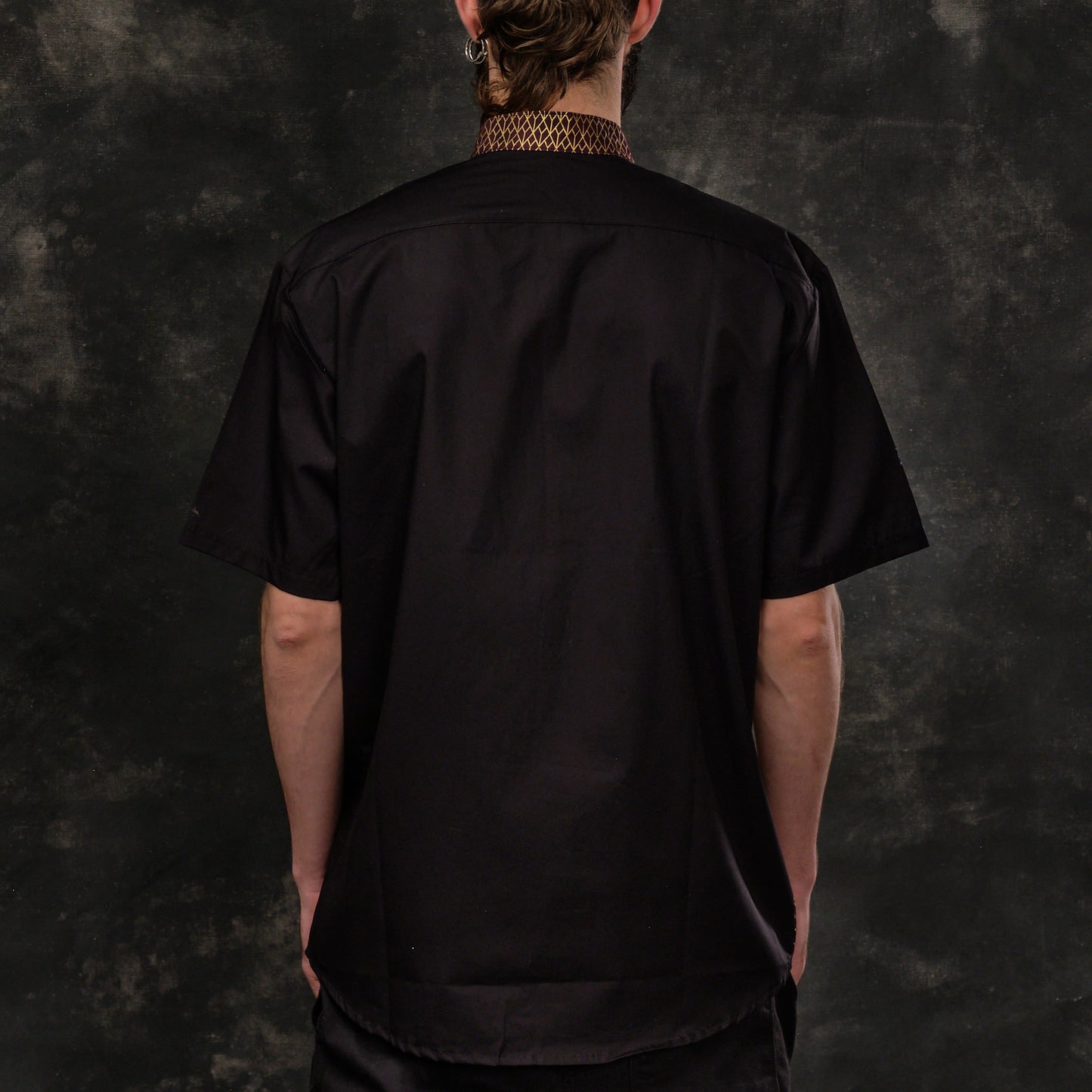 Camisa Mao Geométrica Granate