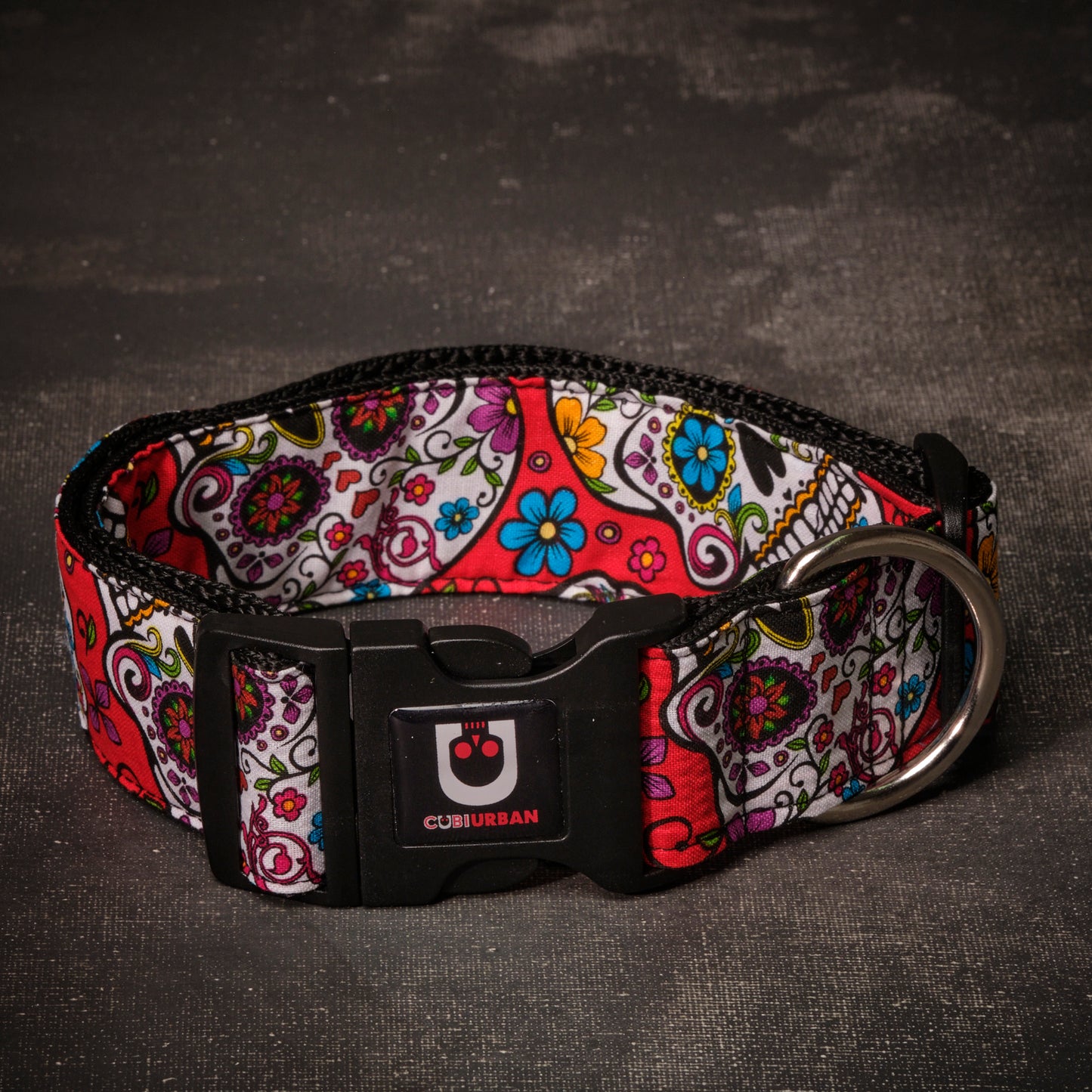 Collar Grande Sugar Skulls Red